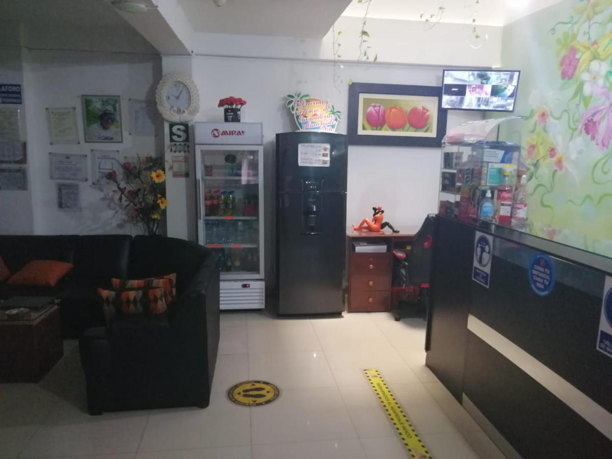 Hospedaje Renzo Тарапото Екстериор снимка